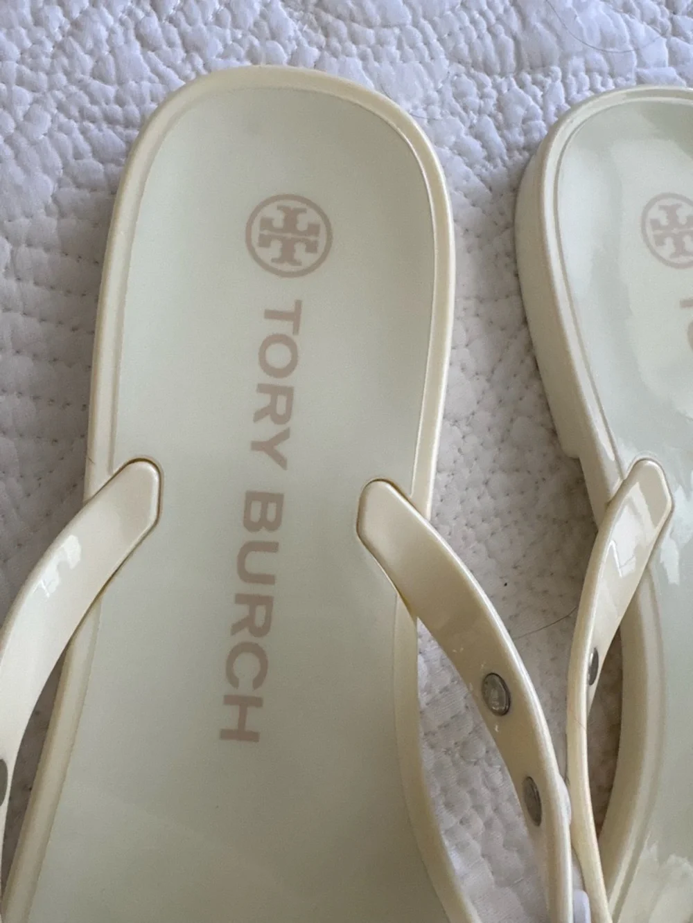 Tory Burch Ivory/pale yellow thong jelly  sandals size 7. Studded w/metal logos